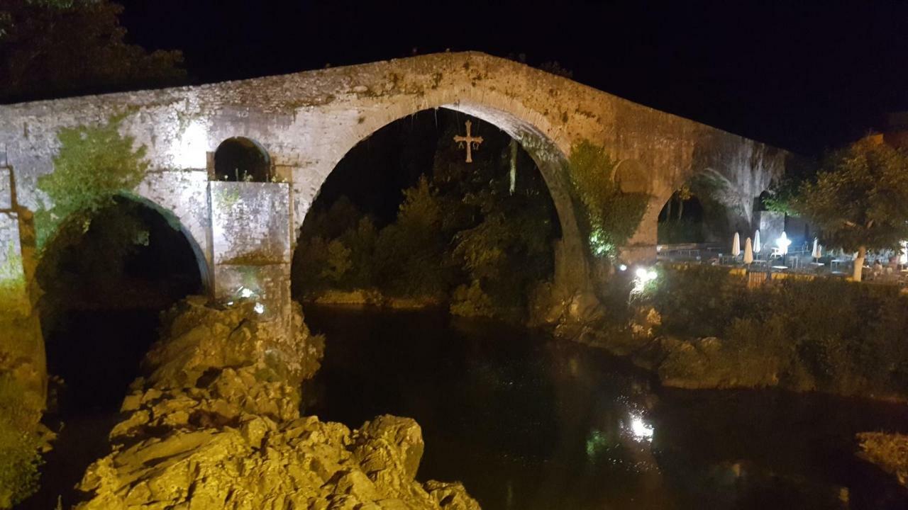 Apartamentos La Guertina Onís Dış mekan fotoğraf